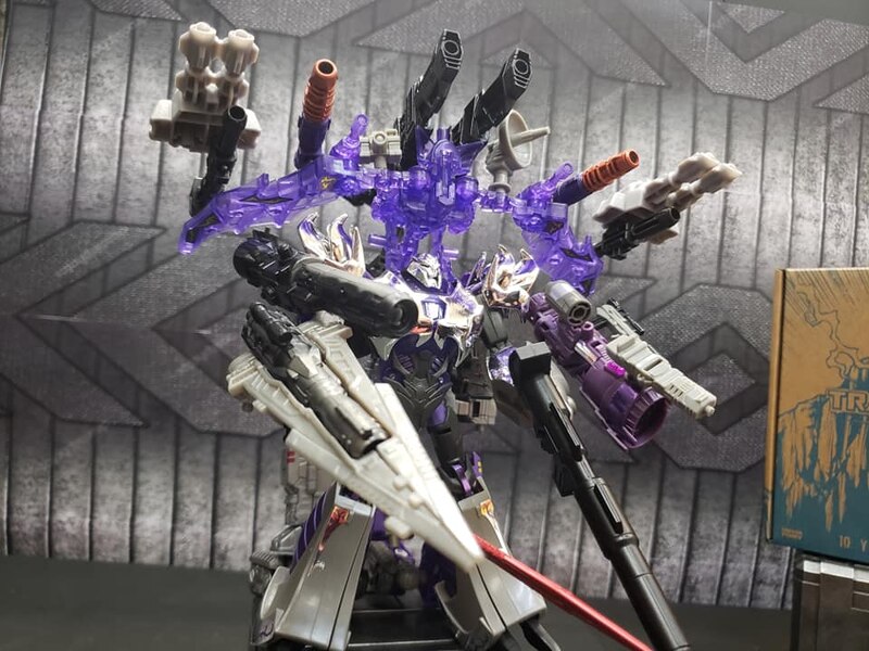 Transformers Prime 10th Anniversary Megatron With Hades New In Hand Images  (4 of 6)